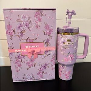 Brand New Stanley x LoveShackFancy 40 oz tumbler in Happy Thoughts pattern